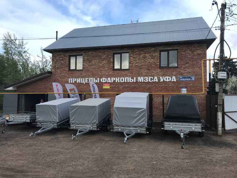Установка фаркопа в Уфе на Рено Сандеро