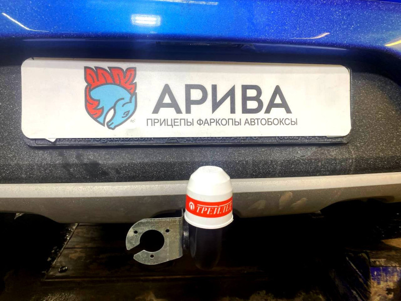 Установка фаркопа В Уфе на Рено Сандеро в АРИВА